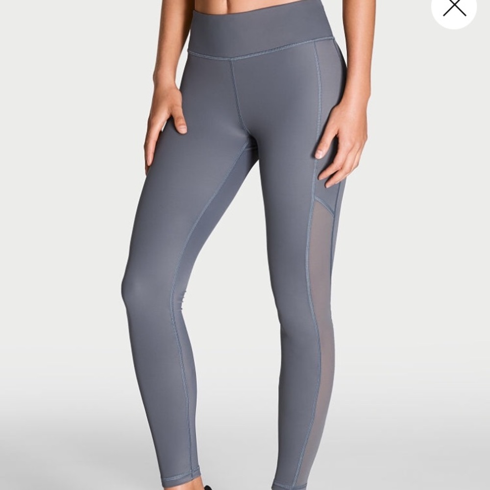 ✨NWT - VS Sport Mesh Legging✨